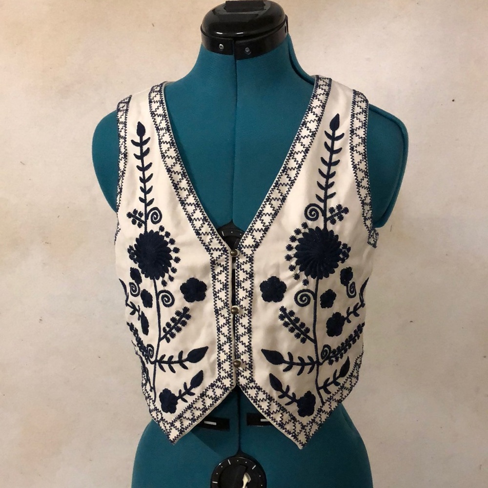 Forever 21 Embroidered Boho Vest